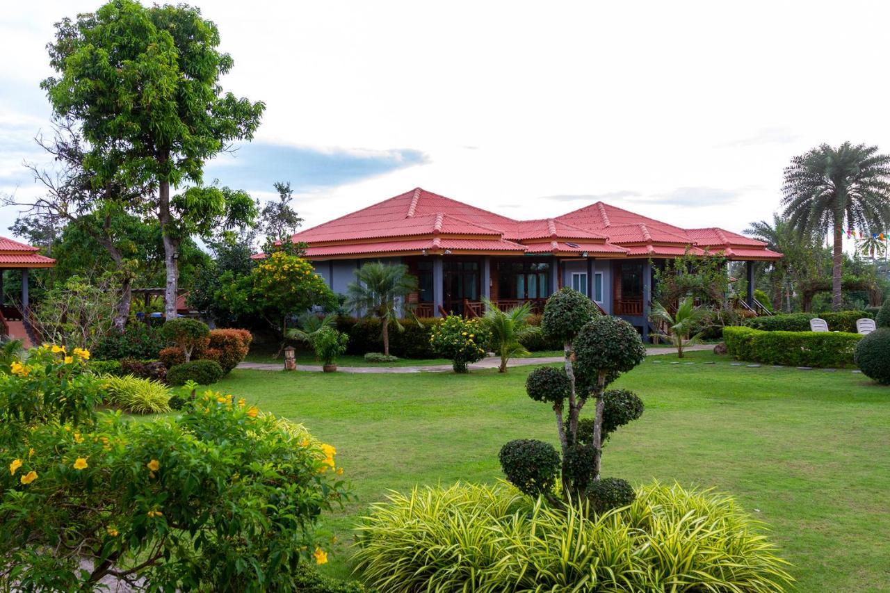 Lanta Lapaya Resort Koh Lanta Exterior photo