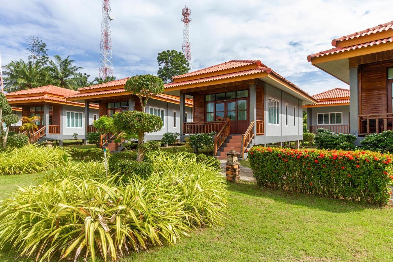 Lanta Lapaya Resort Koh Lanta Exterior photo