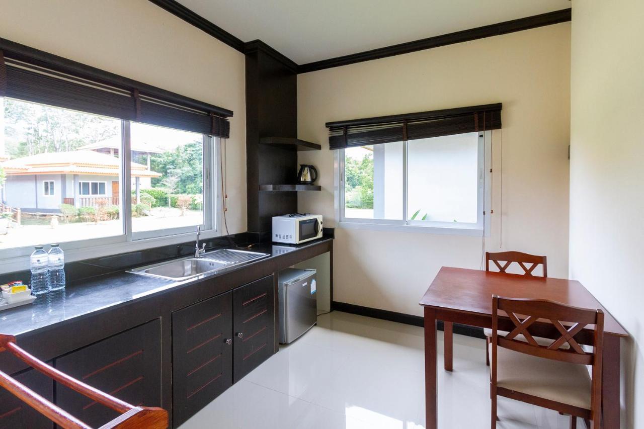 Lanta Lapaya Resort Koh Lanta Exterior photo