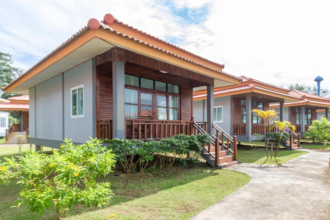 Lanta Lapaya Resort Koh Lanta Exterior photo